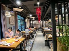 -小三峡食府(西五路店)