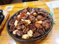 -老东镇啤酒屋海鲜加工·蒸汽海鲜·海鲜烧烤(台东店)