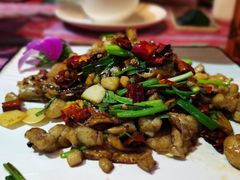 -香巴拉云南餐厅(华莱坞店)