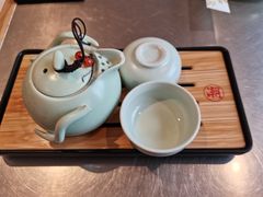 -潮界(LU·ONE凯德晶萃广场店)