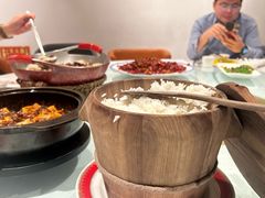 -渝信川菜 · 川味家常菜(财富购物中心店)