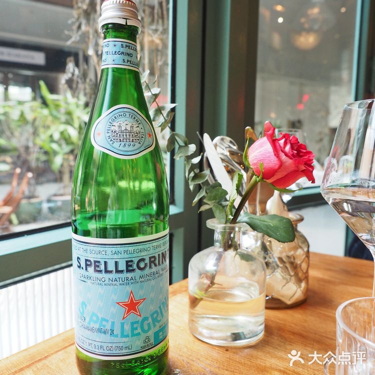 花园杂货铺吃意餐,氛围感直接拉满