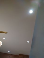 -HEYAN荷妍专业脱毛连锁机构