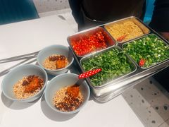 云南蘸水小料-小街猪手(团结湖店)