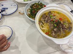 -鑫巴蜀小镇 · 水煮鱼专研店(玉桥店)
