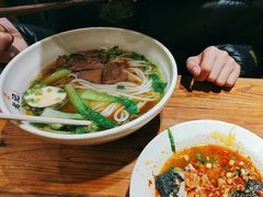 -湘人龙记老长沙米粉(鸟巢店)
