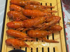 -肥肥虾庄·金牌油焖大虾(汉口城市广场店)