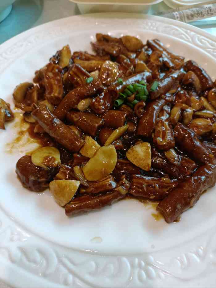 南来顺饭庄·清真(南菜园店)-"南来顺是家庭聚会保留节目,羊肉串每次