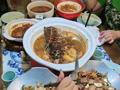 -卢大鲜鱼头捞饭(美利广场店)