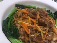 -粤盛海鲜平价店(洛溪食街店)