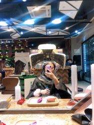 -PE SALON
