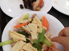 -聚德华天护国寺小吃(甜水园店)