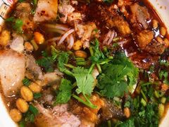 香辣叉烧牛腩粉-覃肥叔桂林米粉(粮道街店)