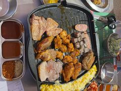 -阿亲家·韩式无限烤肉(春熙路店)