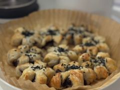 -乐禧母婴全自营月嫂(宝山店)