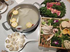 现包牛肉抄手-俏牛哥鲜牛肉牛肆馆(重庆天地店)