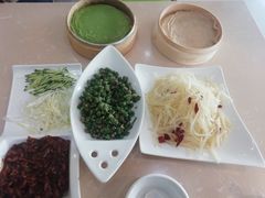 -顶顶香煎饼家常菜(金花南路店)