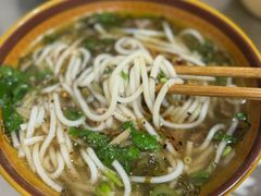 -花溪牛肉粉(八鸽岩店)