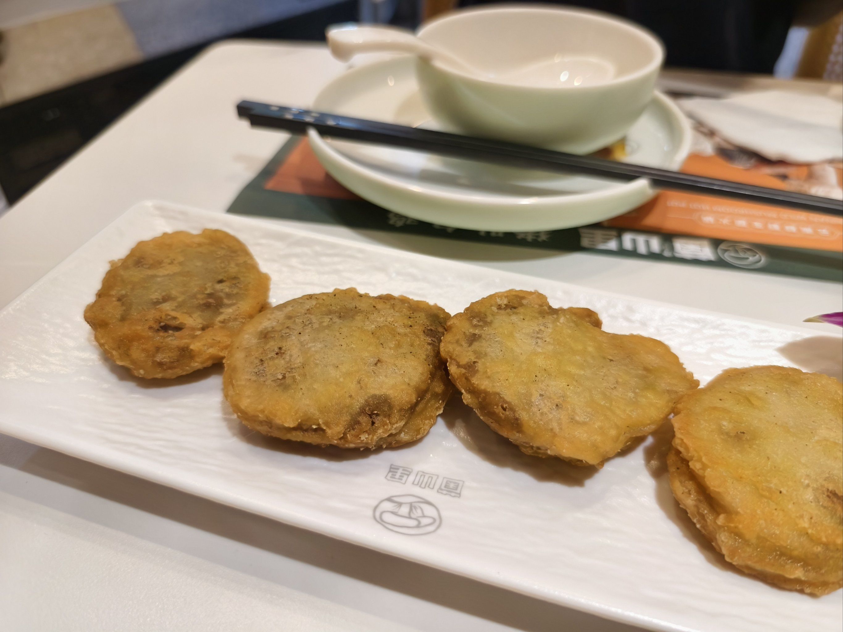 悦然广场新开的 奶白色汤底的猪肚鸡