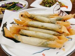荠菜春卷-食光慢宴·安吉土菜馆