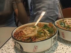 -忆螺巷螺蛳粉(步行街小巷店)