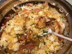 腊味煲仔饭-永記粤菜·五指毛桃花雕鸡煲(九亭店)