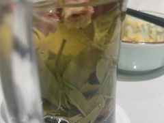 -马老六清真餐厅(雁滩店)