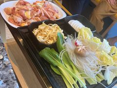 -一席地·本地鸡窝·杭帮鸡火锅(萧山银隆百货店)