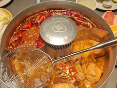 -左庭右院鲜牛肉火锅(浦江欢乐颂店)