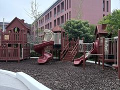 -加州阳光幼儿园
