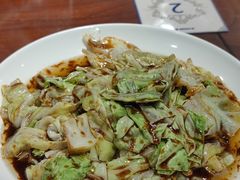 酱爆洋白菜-恩宏德餐馆(平山道店)