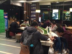 等位区-魏家凉皮(解放路火车站店)