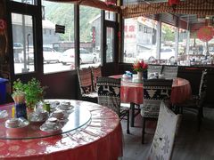 -明月食府(二区干二路店)