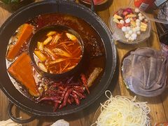 -乡当俏老火锅