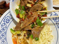 -李与白包子铺(桐梓林店)