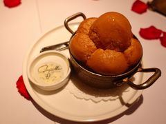 餐前面包黄油-壳里西餐厅Coquille Seafood Bistro(蒙自路店)