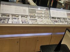 -LOHO眼镜(九亭金地广场店)