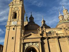 -皮拉尔圣母圣殿主教座堂