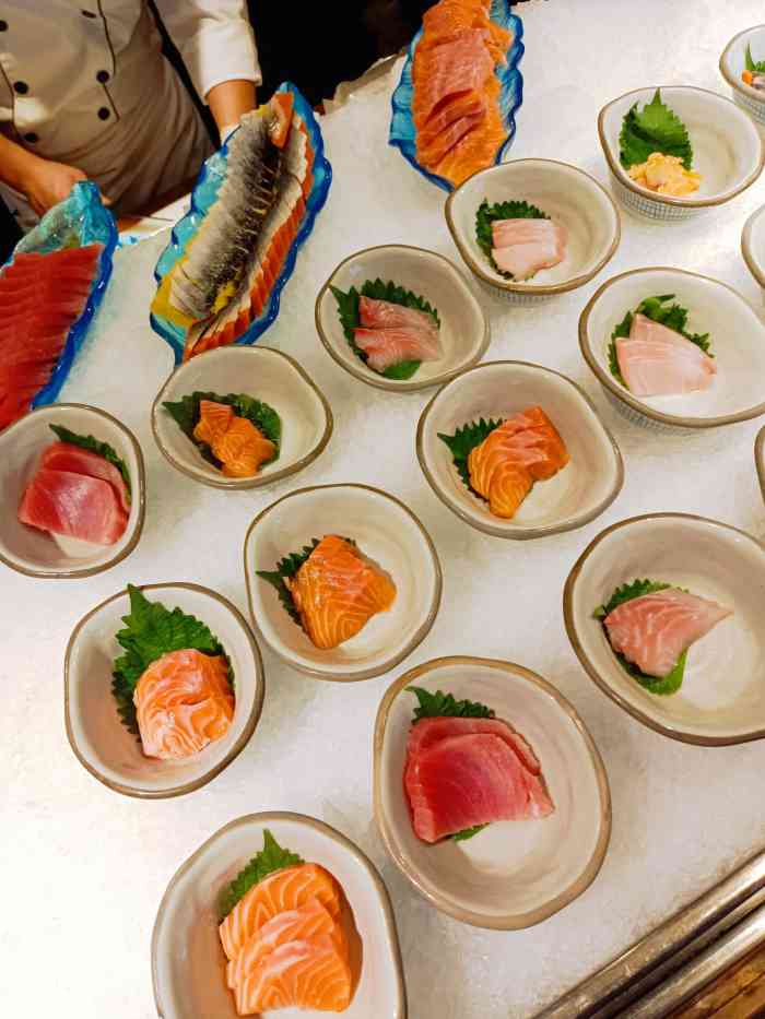 行宫御茶坊海鲜自助-"他家其实是个集娱乐,餐饮,酒店,温泉于一.