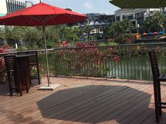 -观澜湖新城运动奥莱区