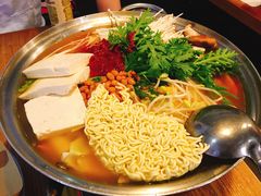 部队火锅-富乐满韩国正宗炸鸡韩国料理(虹泉路店)