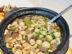蘑菇肉丝鹅血汤-金典银峰老鹅馆·昆山菜(亭林公园店)