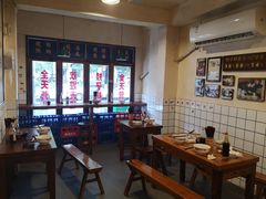 大堂-矮子粉店1985·长沙米粉(湘春路店)