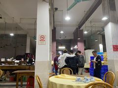 大堂-标记美食新鲜猪杂(兴南大道店)