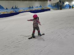 -乔波室内滑雪场