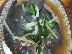 -农家土菜老煨锅(木鱼镇店)