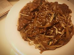 -新大咀港式茶餐厅(宝山万达店)