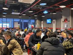 等位区-碎怂烤肉(钟楼柳巷店)