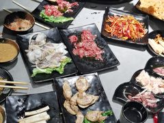 -啊美丽炭火烤肉(滑翔一店)