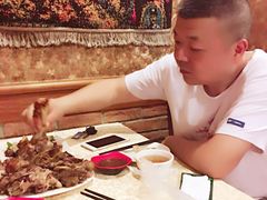 -维吾尔餐厅(宜山路店)